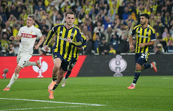 Fenerbahce SK v Stuttgart  - UEFA Europa League 2025/26