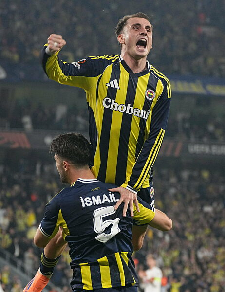 Fenerbahce SK v Stuttgart  - UEFA Europa League 2025/26