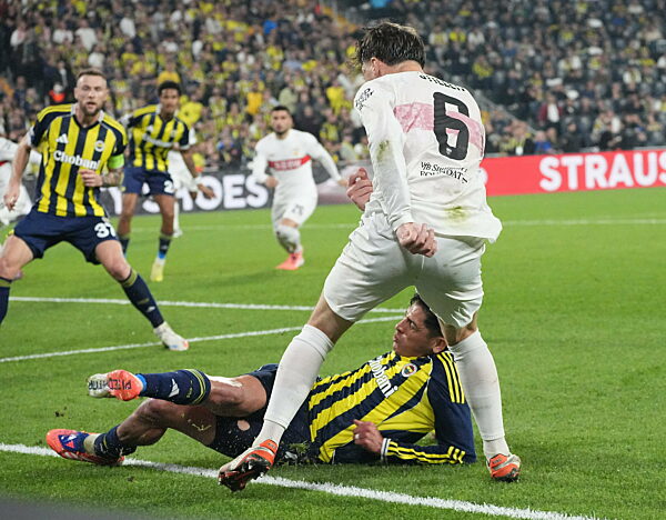 Fenerbahce SK v Stuttgart  - UEFA Europa League 2025/26