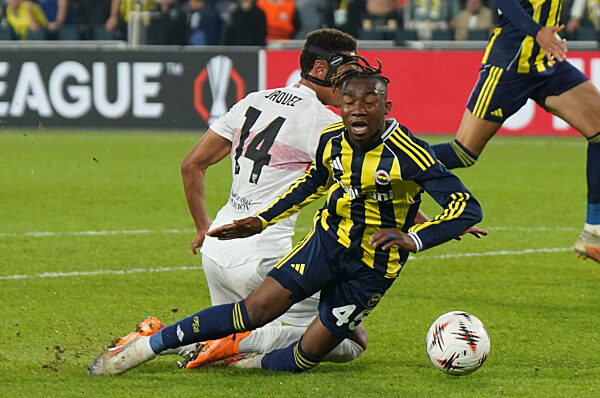 Fenerbahce SK v Stuttgart  - UEFA Europa League 2025/26