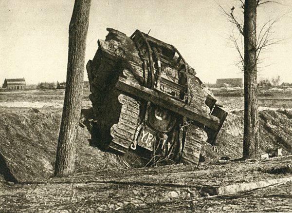erster weltkrieg;tankschlacht bei cambrai;englischer tank