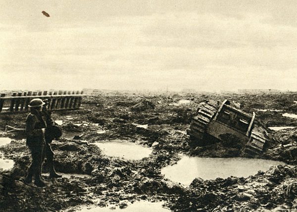 erster weltkrieg;schlachtfeld;englischer tank