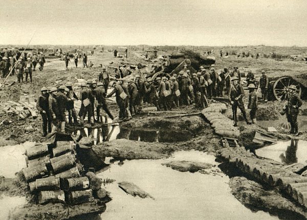 erster weltkrieg;trichterfeld;britische soldaten;flandernschlacht