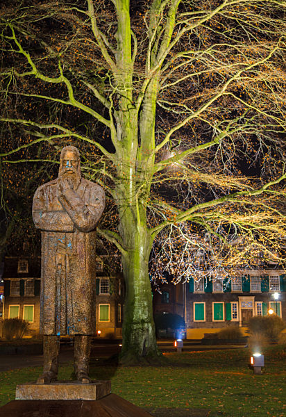 memorial,friedrich engels,wuppertal