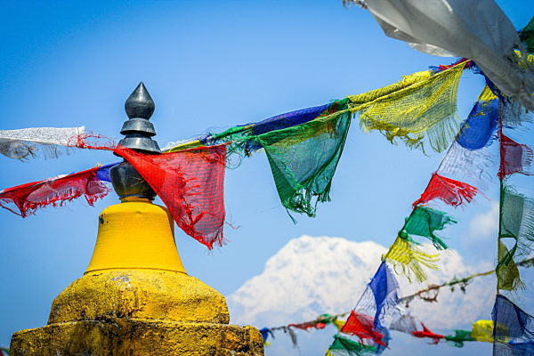 prayer flag;tibetan