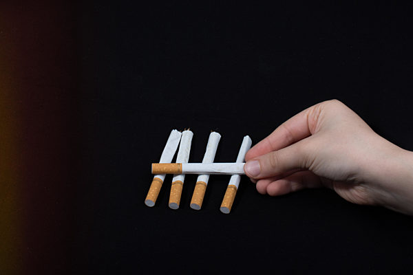 cigarette;smoking cessation;nicotine