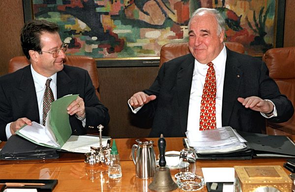 Kabinett berät über Menschenrechtspolitik