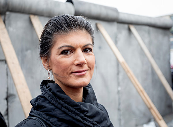 Kundgebung Aufstehen Bewegung