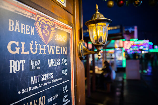 Weihnachtsmarkt in Berlin-Lichtenberg wird eröffnet