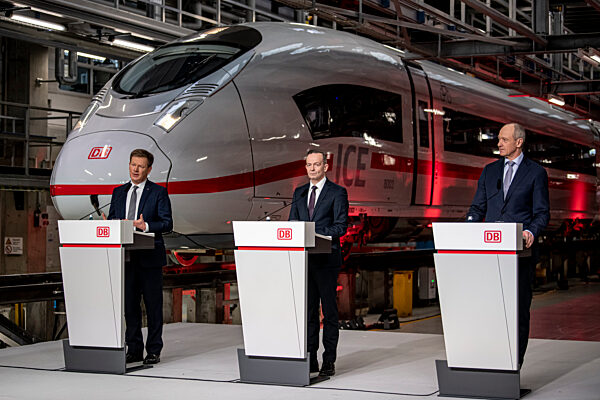 Präsentation des ICE 3neo der Deutschen Bahn