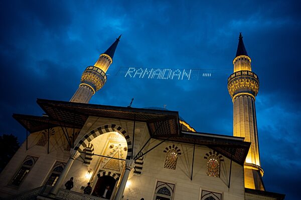 Beginn des Fastenmonats Ramadan in Berlin