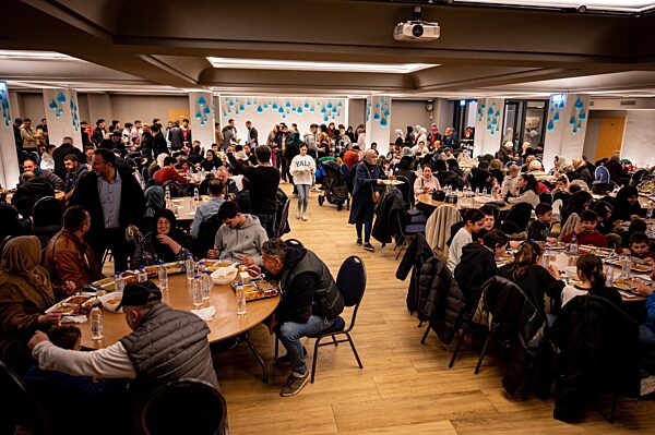 Beginn des Fastenmonats Ramadan in Berlin