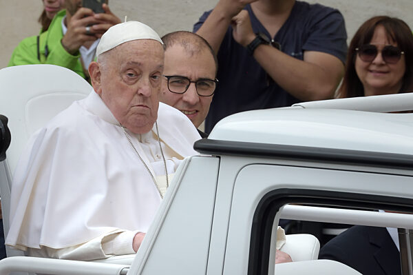 Pope Francis Urbi et Orbi of the Easter mass