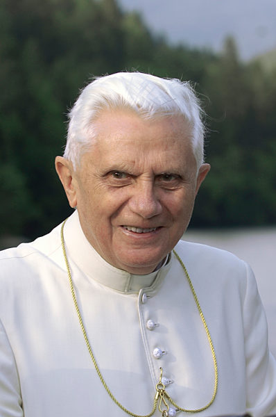 April 16 Emeritus Pope Benedict XVI will be his birthday he celebrates 90 years.