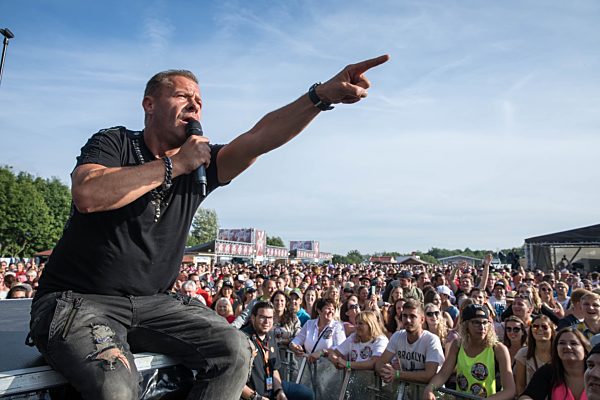 Zur Sclagerparty La Fiesta, pilgern am Sonntag (04.06.2017) Rund 7...