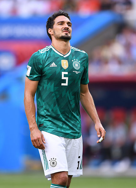 Fussball DFB Team: Bundestrainer Loew plant ohne Mats Hummels