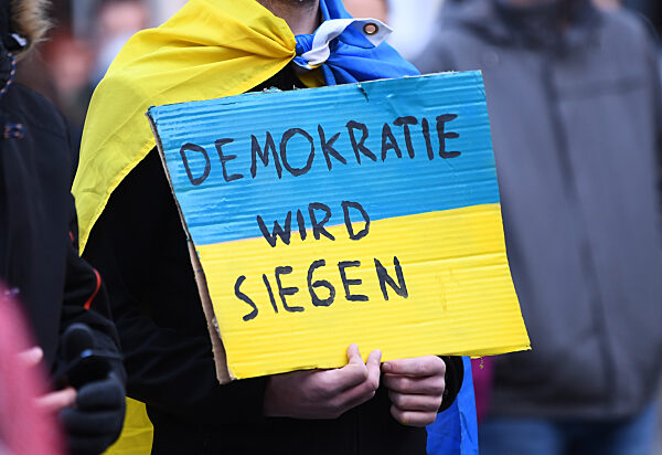 Tuebingen; Fridays for Future Friedensdemo