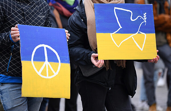 Tuebingen; Fridays for Future Friedensdemo