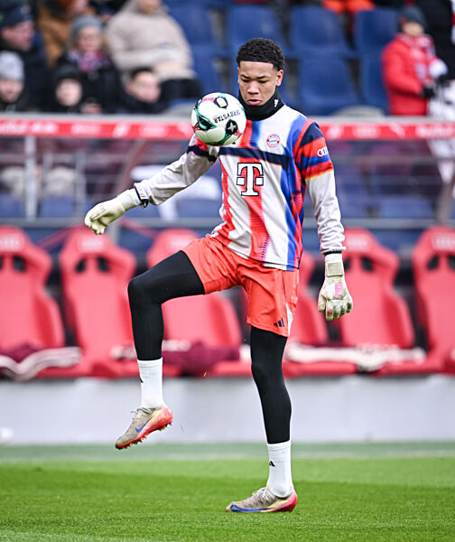 Fussball 25/26 Testspiel: FC Salzburg - FC Bayern Muenchen