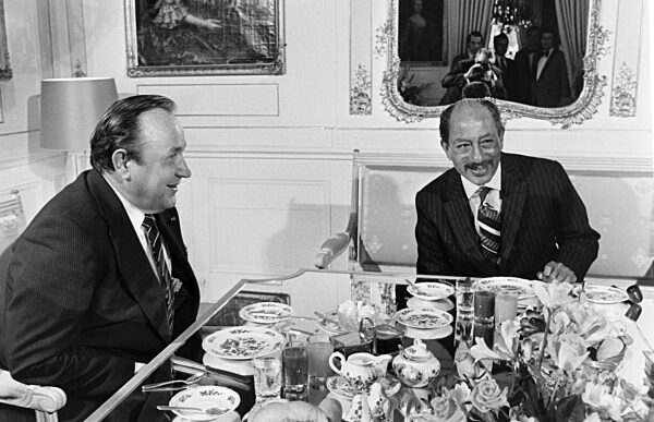 Präsident Anwar El-Sadat in Deutschland 1976