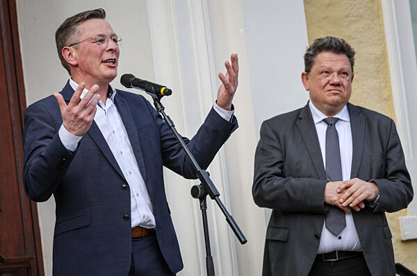 Lätare-Spende auf dem Marktplatz in Verden