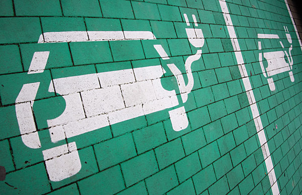 Fortschritte bei Ladenetz für E-Autos