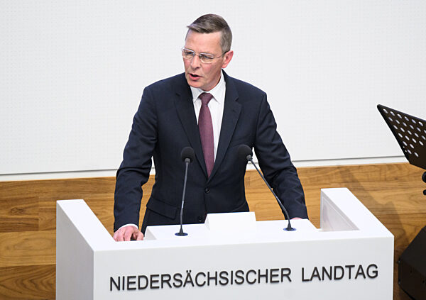 Festakt 75 Jahre Parlamentarische Demokratie in Niedersachsen