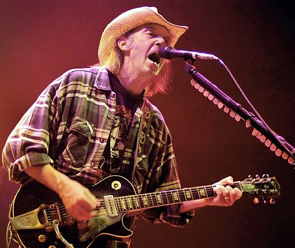 Neil Young startet Tournee in Frankfurt