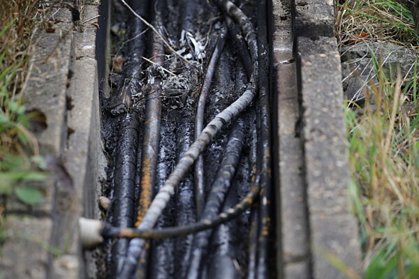 Weiterer Brandanschlag auf wichtige Bahnstrecke - Düsseldorf
