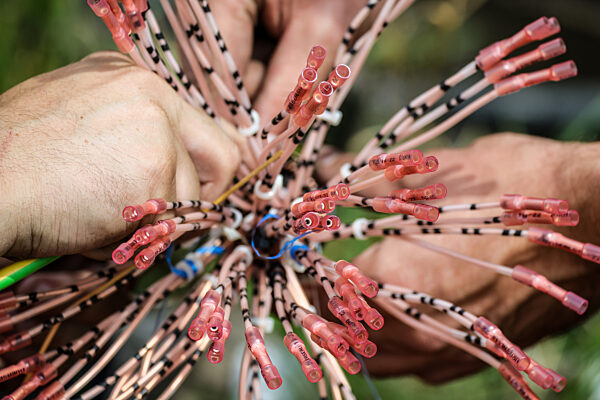 Brandanschlag auf wichtige Bahnstrecke