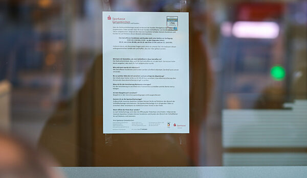 Nach dem Einbruch in den Tresorraum einer Bank