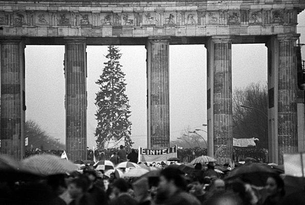DDR - Brandenburger Tor - Öffnung Grenzübergang