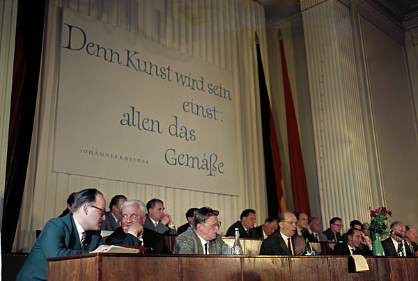 DDR - V. Schriftstellerkongress