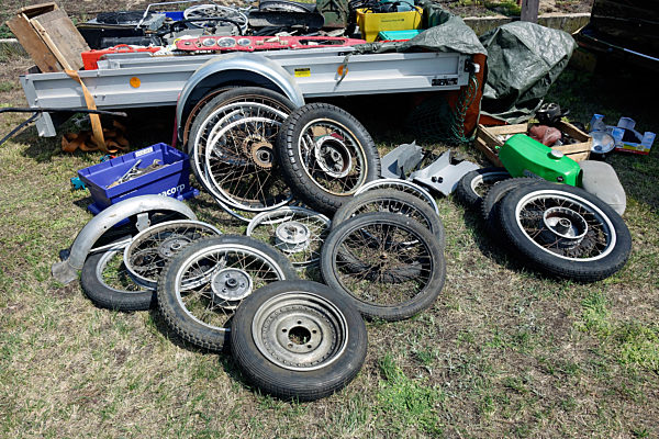 Ersatzteile beim Simson Treffen in Netzen