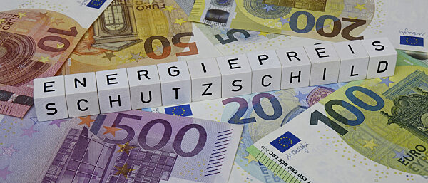 Geldscheine und Energiepreisschutzschild