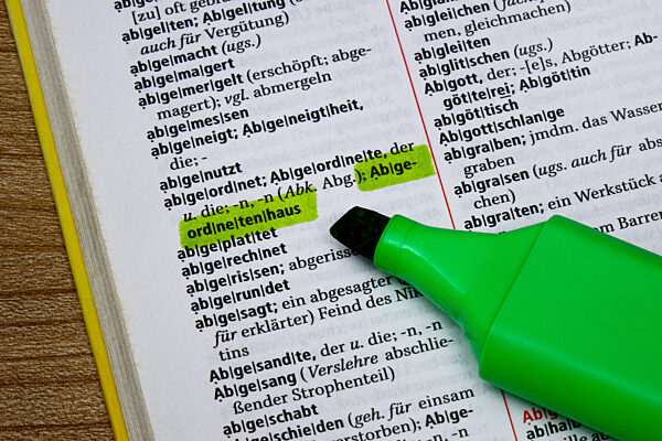 Abgeordnetenhaus und Wahlwiederholung