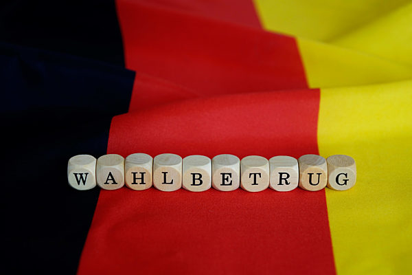 ILLUSTRATION - Wahlbetrug