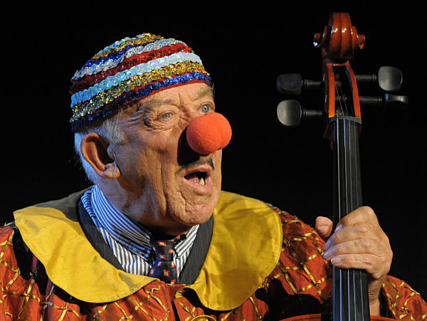 "Die Socken Opus 124" am Schlossparktheater