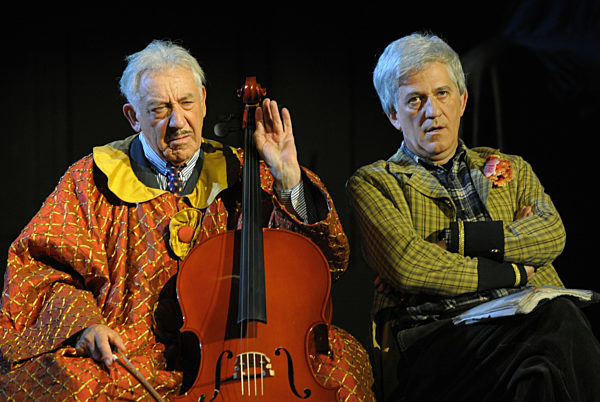 "Die Socken Opus 124" am Schlossparktheater