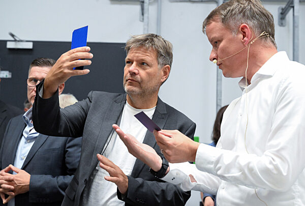 Wirtschaftsminister Habeck auf Deutschlandtour