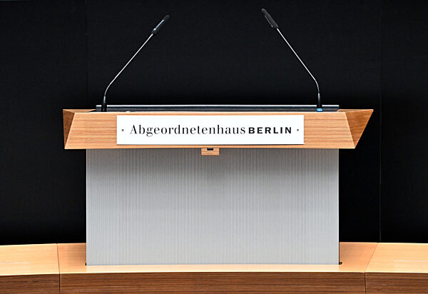 Sondersitzung Berliner Abgeordnetenhaus