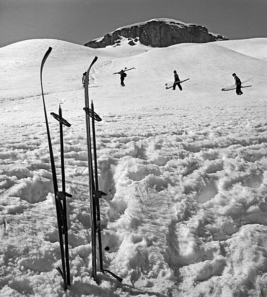 Ein Ausflug nach Mittelberg in Österreich; Deutsches Reich 1930er Jahre. A trip to Mittelberg in Austria; Germany 1930s.