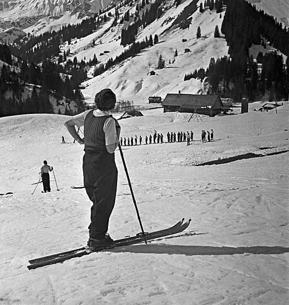 Ein Ausflug nach Mittelberg in Österreich; Deutsches Reich 1930er Jahre. A trip to Mittelberg in Austria; Germany 1930s.