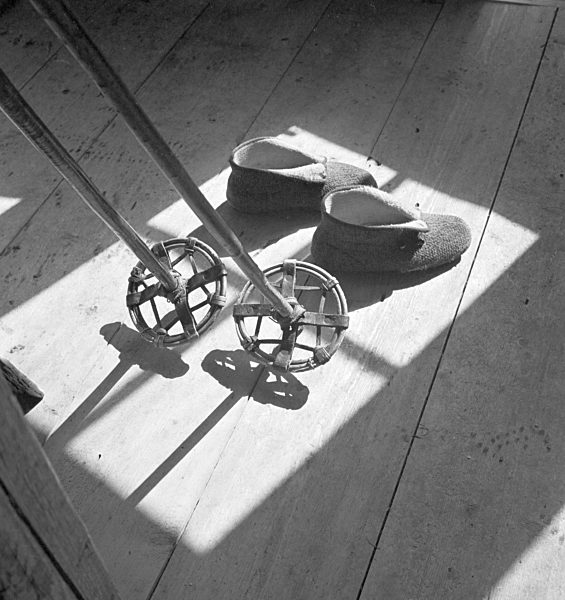 Ein Ausflug in ein Skigebiet in Bayern; Deutsches Reich 1930er Jahre. A trip to a Ski region in Bavaria; Germany 1930s.