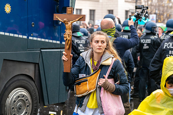 Nicht genehmigte Großdemo gegen die Corona-Maßnahmen in Berlin