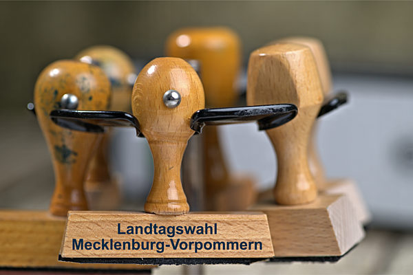 Symbolischer Stempel mit der Aufschrift "Landtagswahl Mecklenburg-Vorpommern"