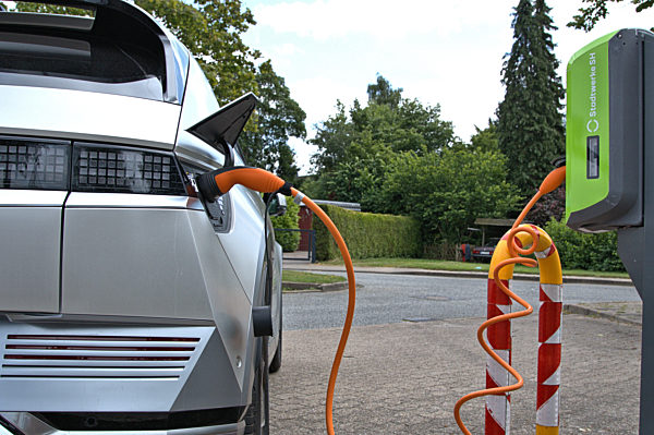 Ladestecker in einem Hyundai Ioniq 5