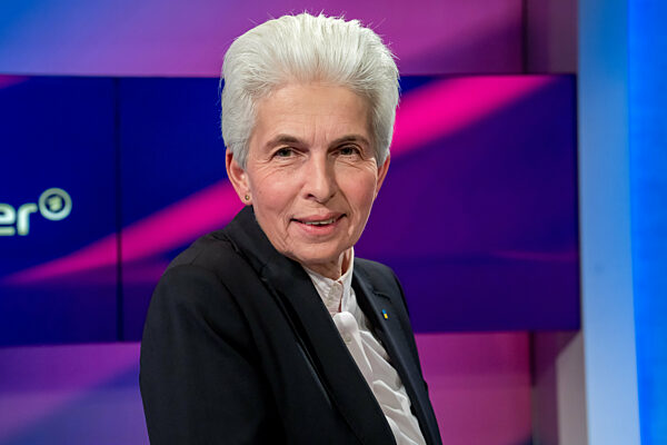 Marie-Agnes Strack-Zimmermann - Portrait bei Maischberger