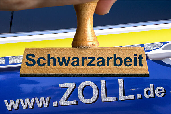 Symbolischer Stempel Schwarzarbeit