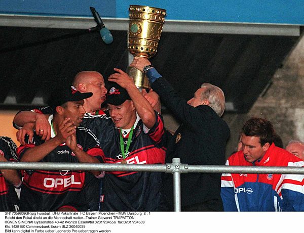 Fussball: DFB Pokalfinale  FC Bayern Muenchen - MSV Duisburg  2 ..